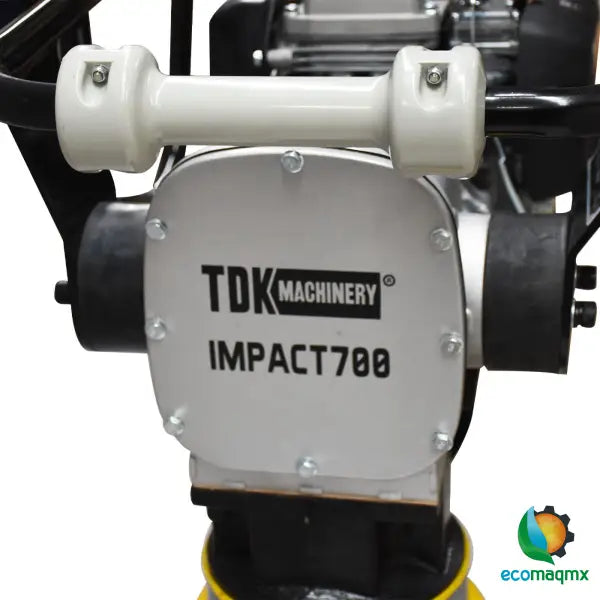 Bailarina Apisonadora IMPACT700 con motor Korei 4 HP. Fuerza de impacto de 1223 kg y zapata de 33x29 cm. Compactación profesional para obra, caminos y bacheo
