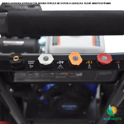 HIDROLAVADORA HYUNDAI CON BOMBA TRIPLEX AR MOTOR A GASOLINA