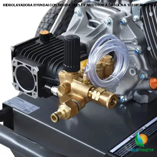 HIDROLAVADORA HYUNDAI CON BOMBA TRIPLEX AR MOTOR A GASOLINA