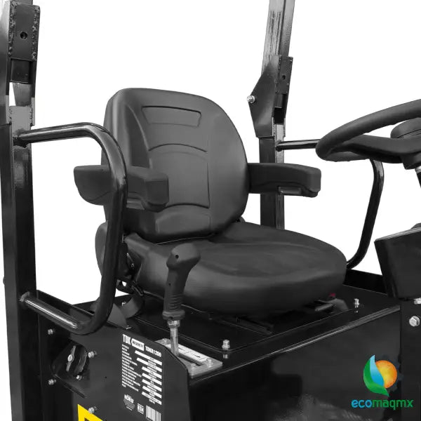 Rodillo Vibratorio Motor A Gasolina 22 Hp Hombre A Bordo Direcion Hidraulica TDK- TDKR1200