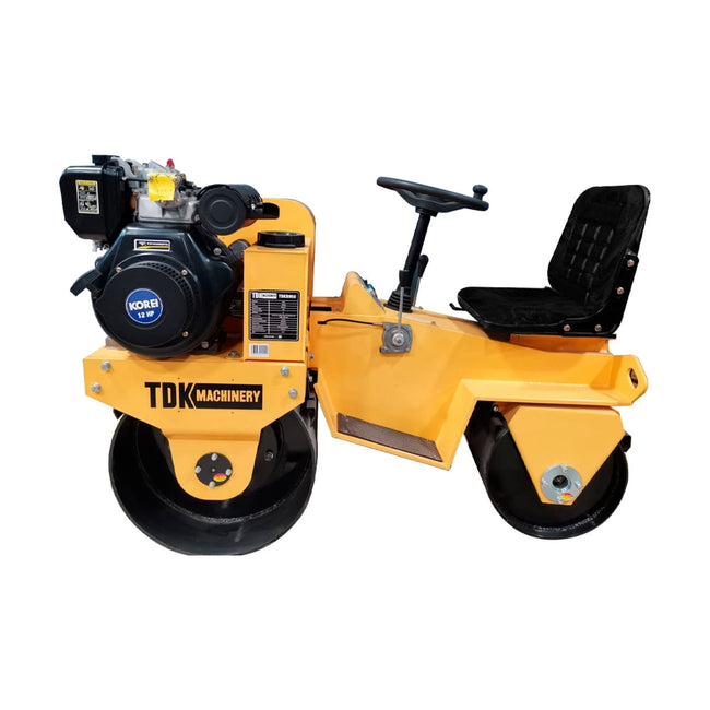RODILLO VIBRATORIO DOBLE MOTOR DIESEL DE 12 HP HOMBRE A BORDO – TDKR950